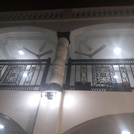 The Winford Boutique Hotel Achimota Taifa Esterno foto