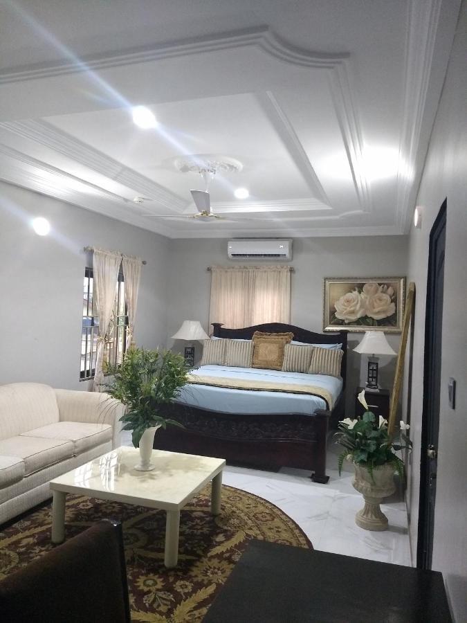 The Winford Boutique Hotel Achimota Taifa Esterno foto
