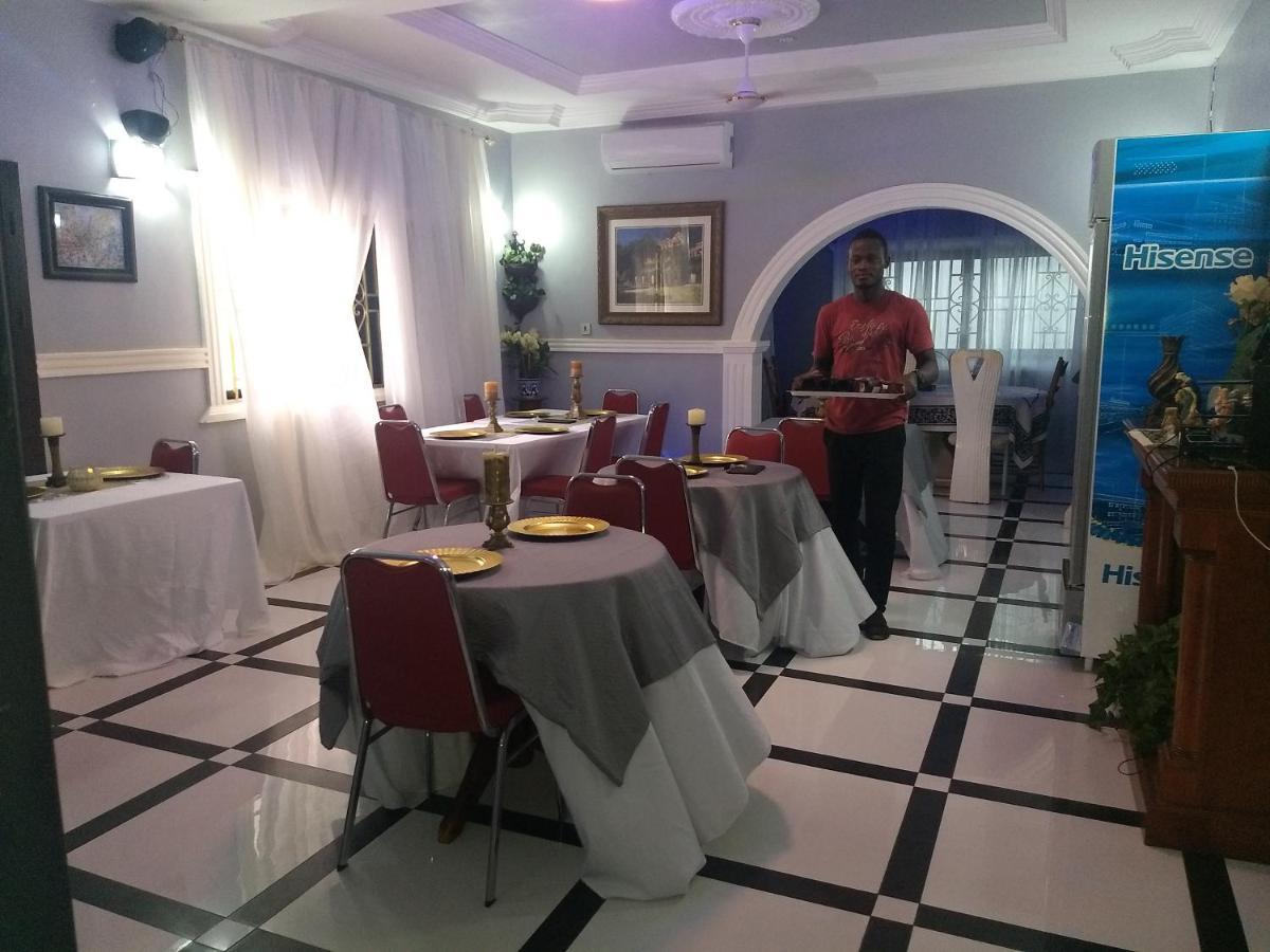 The Winford Boutique Hotel Achimota Taifa Esterno foto