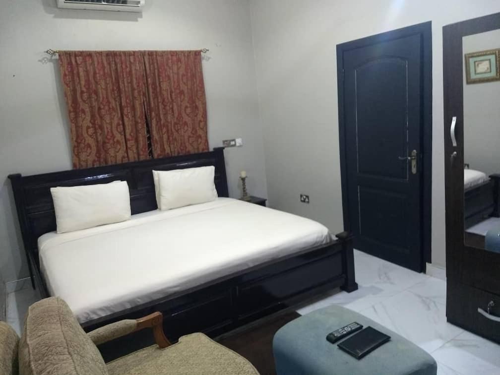 The Winford Boutique Hotel Achimota Taifa Esterno foto