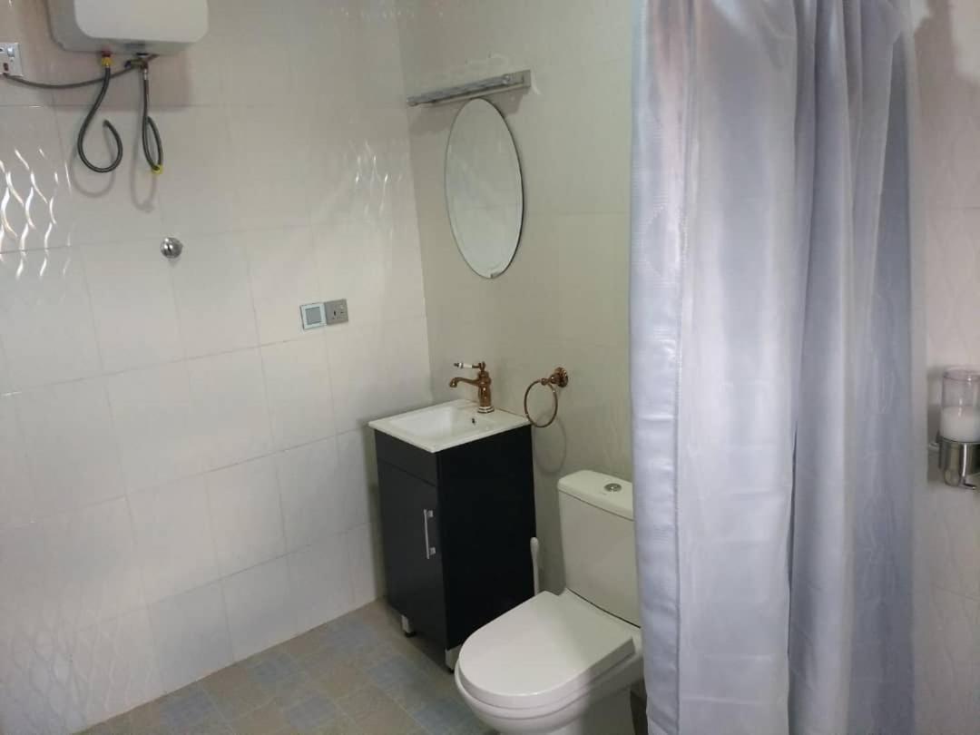 The Winford Boutique Hotel Achimota Taifa Esterno foto